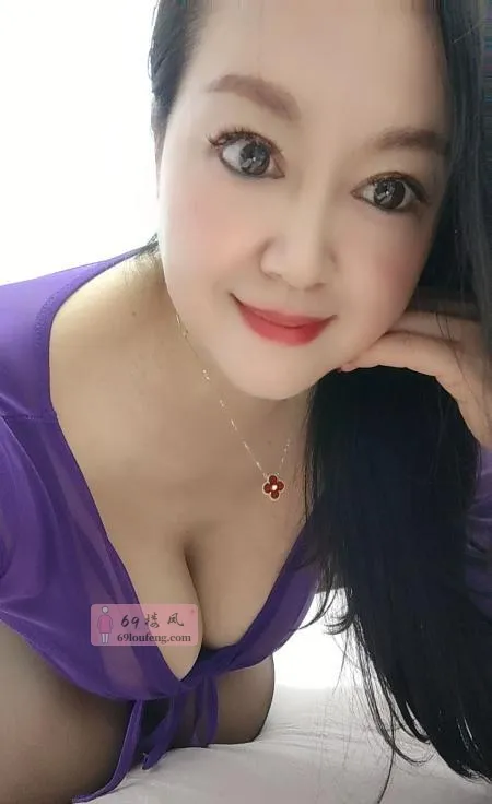 罗湖口岸小骚货少妇 - 广东-深圳 楼凤实拍第4张