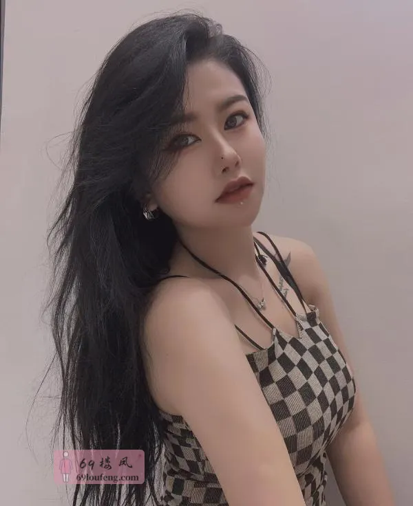 龙华大奶木子 - 广东-深圳 楼凤实拍第3张