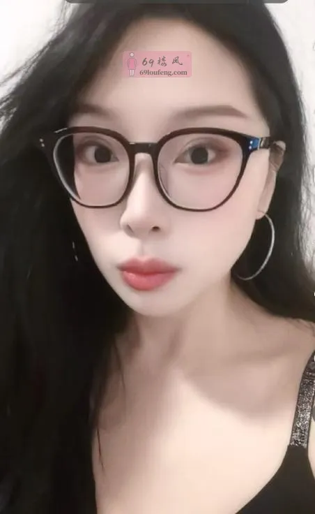 天河眼镜少妇芯芯 - 广东-广州 楼凤实拍第1张