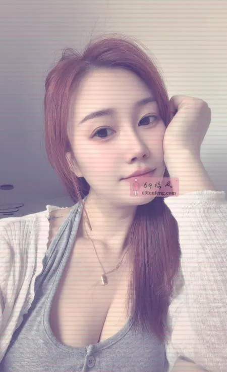 市区小姐姐 - 江苏-南通 楼凤实拍第1张