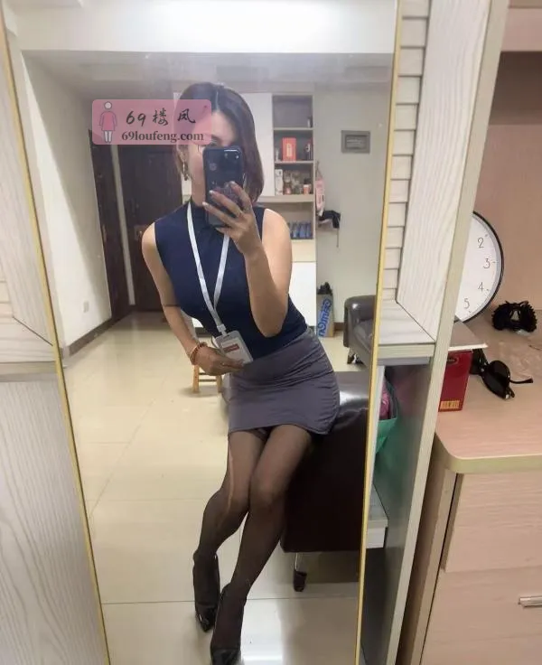 海珠OL制服少妇 - 广东-广州 楼凤实拍第1张