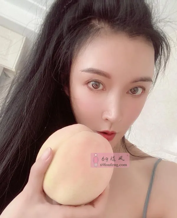 前凸后翘的小姐姐 - 河南-郑州 楼凤实拍第2张