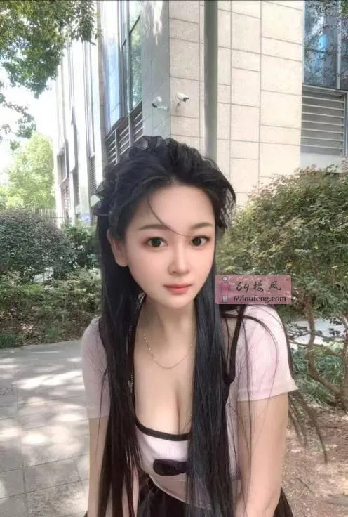 深喉B紧大波妹 - 浙江-宁波 楼凤实拍第4张