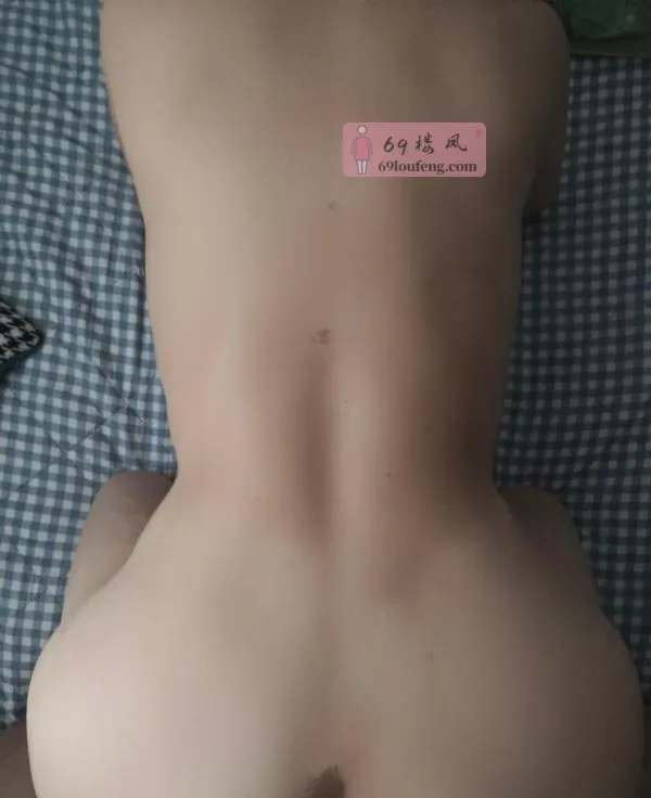 广东 - 广州 楼凤圈口碑推荐：海珠晓港泄火熟女 照片