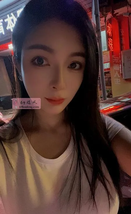 美乳颜值御姐予希 - 浙江-杭州 楼凤实拍第2张