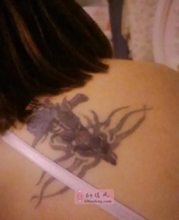 安徽 - 合肥 附近最火老师 东北纹身骚妇 照片墙