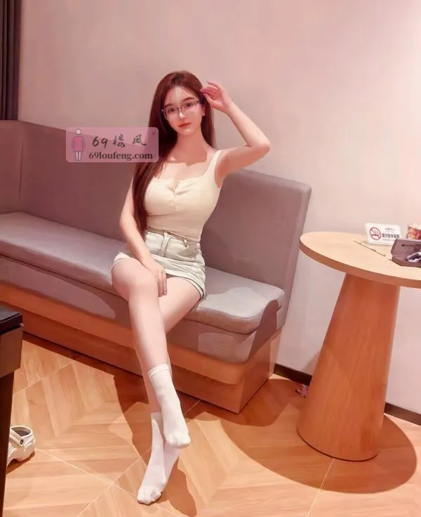 海珠可欣肤白前凸后翘 - 广东-广州 楼凤实拍第3张