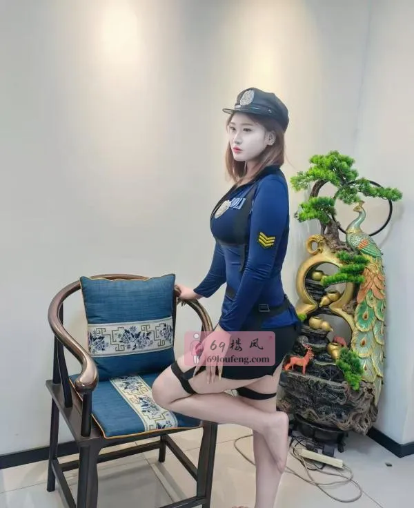 喜欢穿制服的妹妹 - 辽宁-沈阳 楼凤实拍第2张