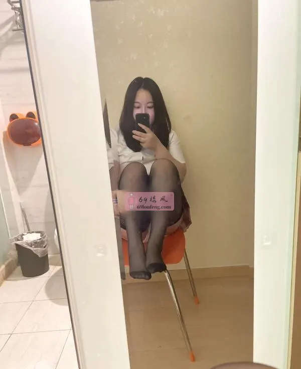 兼职嫩妹 - 安徽-合肥 楼凤实拍第1张