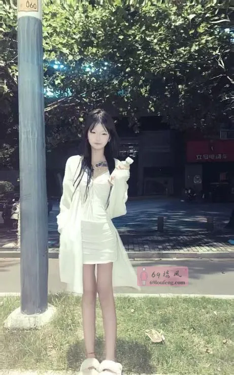 南站三点粉白虎小妹妹 - 江苏-南京 楼凤实拍第3张