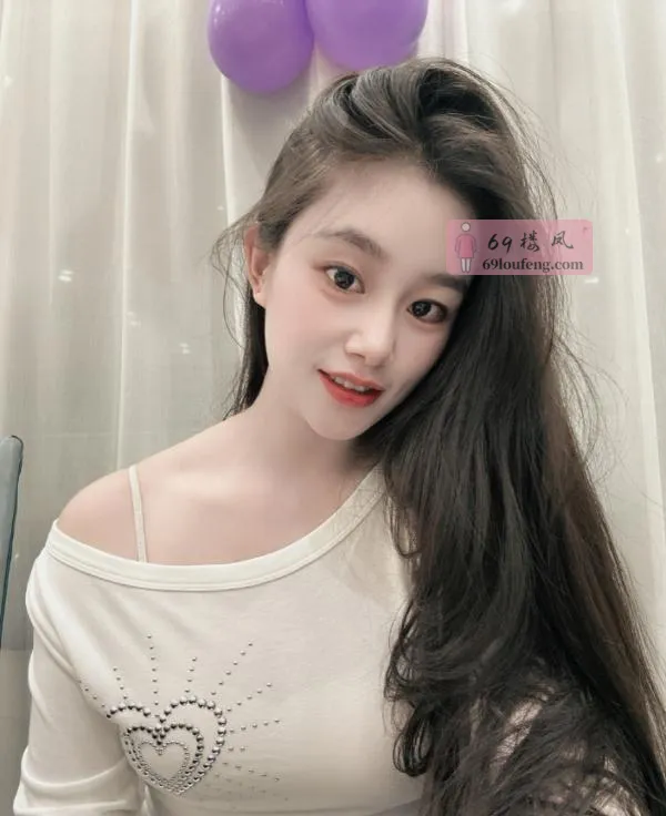 园区可爱漂亮女孩 - 江苏-苏州 楼凤实拍第3张