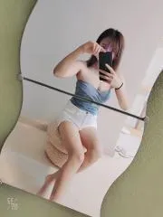 点击查看 江苏 - 南京 江宁气质美女 更多实拍详情