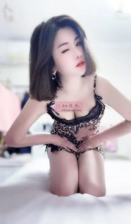 高颜值妖娆少妇笑笑 - 江苏-南京 楼凤实拍第1张