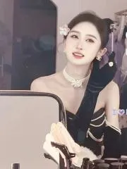 广东 - 深圳高颜值老师水床妹妹实拍