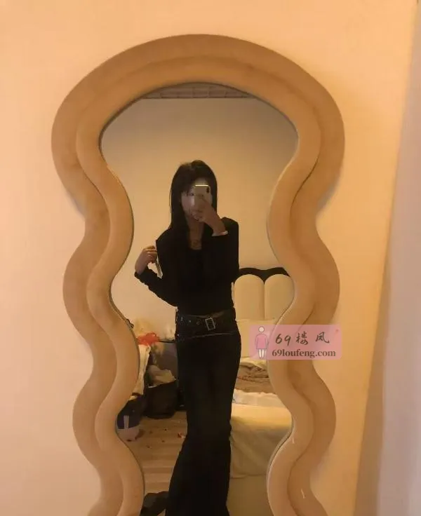 颜值在线新人小妹妹 - 江苏-南京 楼凤实拍第3张