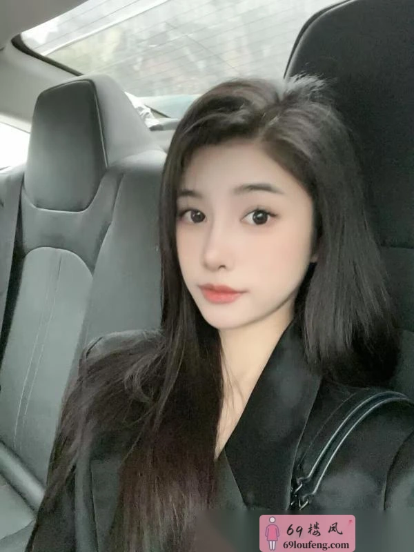 网红清纯小辣妹 - 湖南-长沙 楼凤实拍第2张