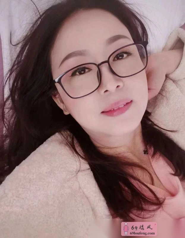 天然大胸御姐范 - 湖北-武汉 楼凤实拍第2张