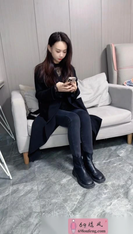 颜值女友型小表妹 - 上海-浦东新区 楼凤实拍第4张