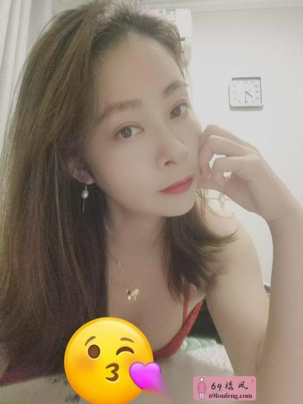 兼职美臀少妇 - 江苏-南京 楼凤实拍第1张