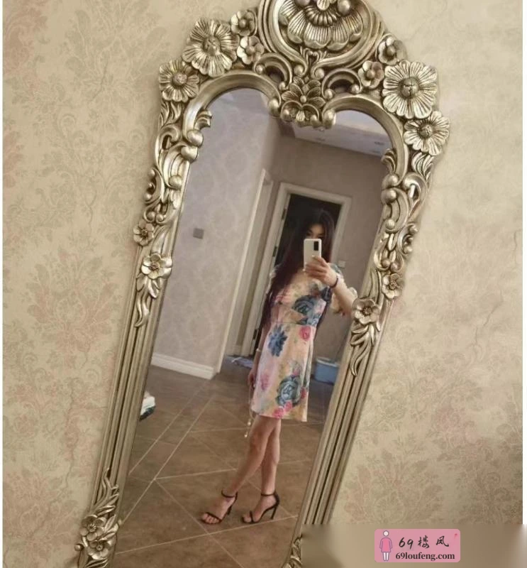 长腿服务性老妹 - 辽宁-沈阳 楼凤实拍第1张