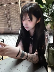 高颜值新人咪咪妹妹 真实工作室环境 (地点：江苏 - 南京)