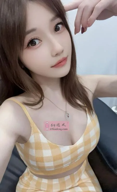 细腰翘臀颜值老师 - 上海-静安区 楼凤实拍第3张