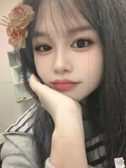 广州性感口爆妹妹 真实工作室环境 (地点：广东 - 广州)