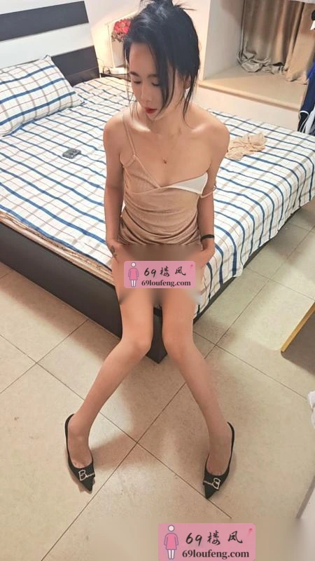 长腿性感蜜儿 - 天津-河北区 楼凤实拍第1张
