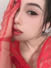 骚话和水一样多的姐姐 真实工作室环境 (地点：上海 - 虹口区)