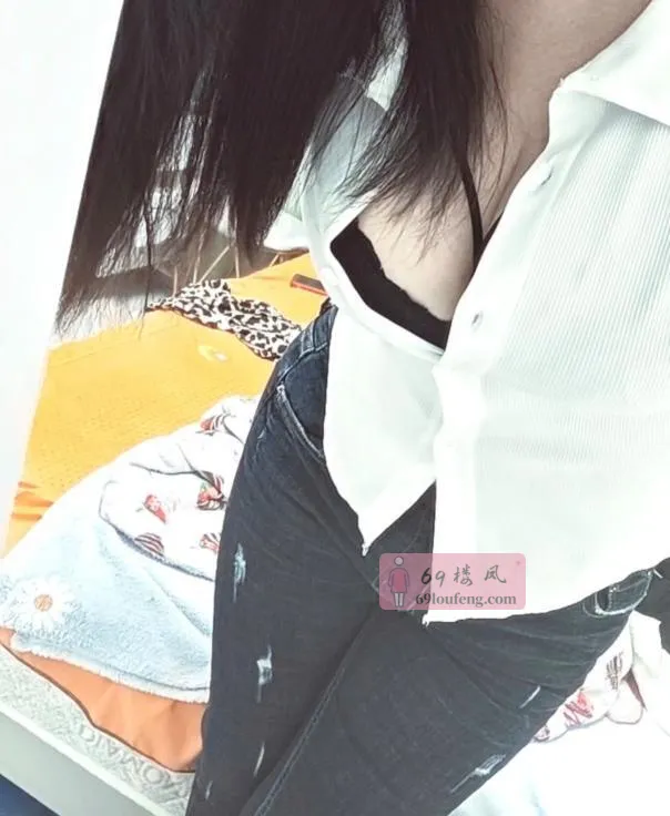 前凸后翘波大热情姐姐 - 上海-青浦区 楼凤实拍第1张