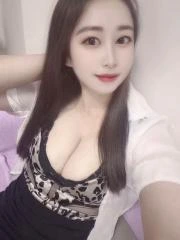 【独家】广东 - 广州 老师 丰乳巨臀美少妇 内部实拍