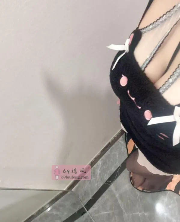 气质兼职嫩妹晓艺 - 四川-成都 楼凤实拍第4张
