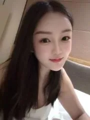 广东 - 广州 宅男福利推荐：肤白腰细长腿依依 实景