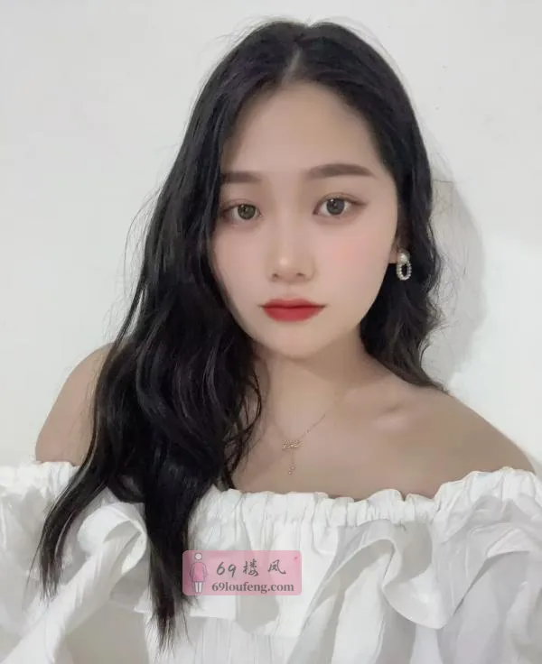 风骚萝莉小安 - 广东-深圳 楼凤实拍第1张