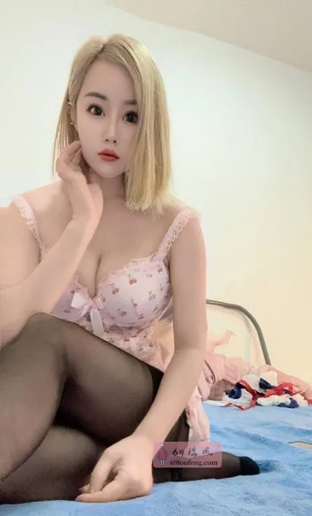 夜探短发大胸妹 - 四川-成都 楼凤实拍第2张