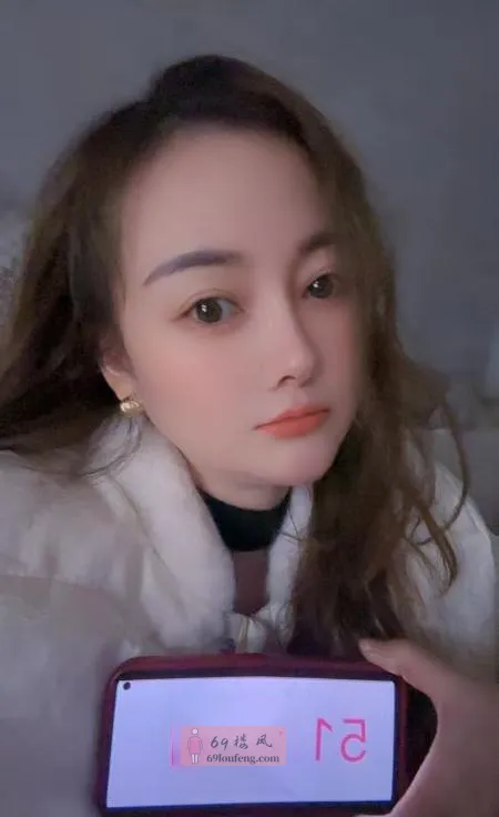 佛祖岭肥臀大啵妹 - 湖北-武汉 楼凤实拍第1张