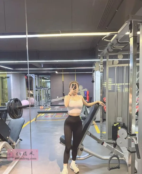 服务控性感身材苏沫 - 重庆-江北区 楼凤实拍第3张