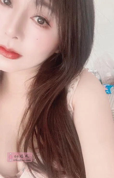 包夜希希美女 - 北京-丰台区 楼凤实拍第3张