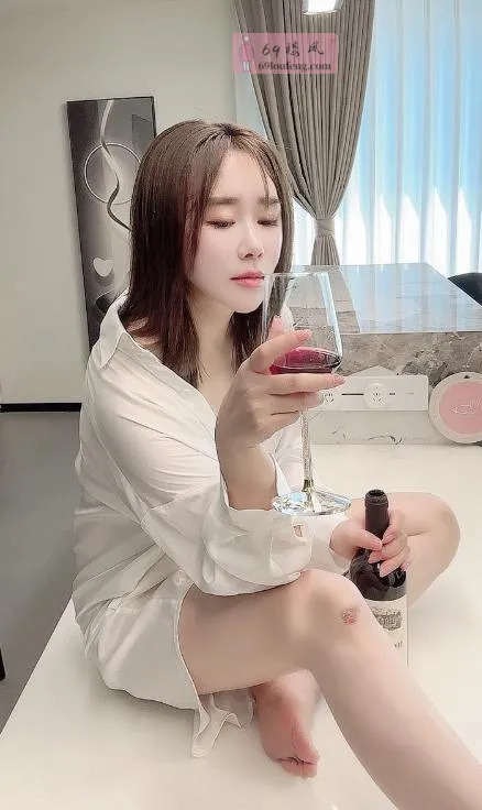 吴江御姐骚妇 - 江苏-苏州 楼凤实拍第2张