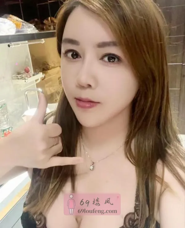 东莞南城巨乳娜娜 - 广东-东莞 楼凤实拍第1张