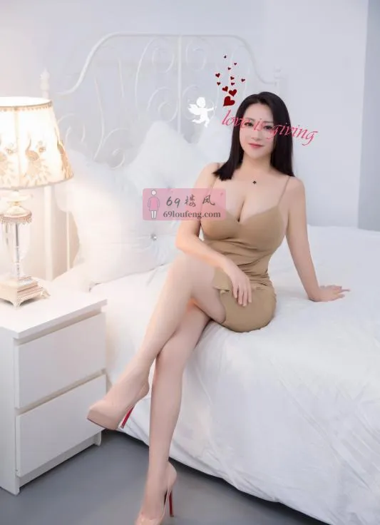 巨乳球王小辣椒 - 广东-深圳 楼凤实拍第1张