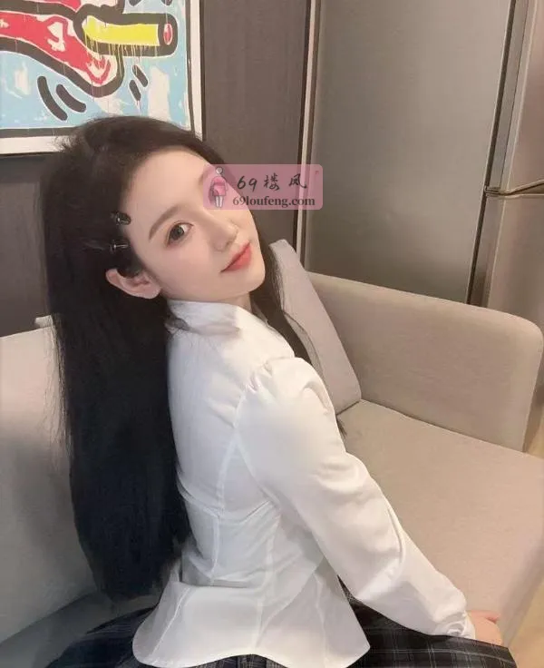 高颜值极品小美女 - 湖南-长沙 楼凤实拍第1张