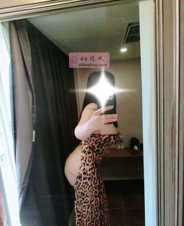 天三E奶少妇 - 四川-成都 楼凤实拍第3张