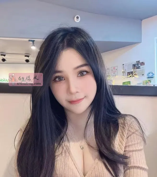 苏州大奶小妹 - 江苏-苏州 楼凤实拍第1张