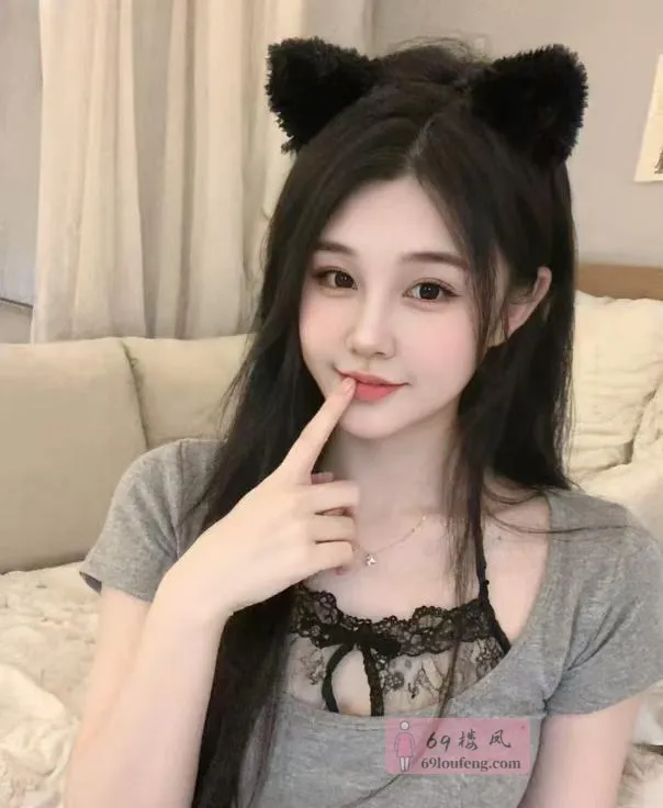 颜值天花板02年兼职 - 江苏-南京 楼凤实拍第1张