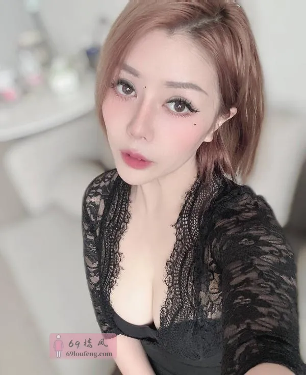 短发气质美女 - 湖北-武汉 楼凤实拍第1张