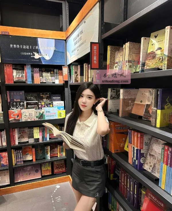 S型身材颜值服务桃子 - 上海-静安区 楼凤实拍第4张