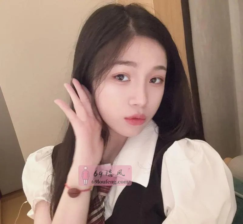 舌吻学妹 - 广东-广州 楼凤实拍第1张