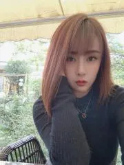 四川 - 成都 颜值胸模念念 纯天然无科技实景