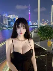 E奶腰精兔兔 在线预约参考图 - 上海 - 闵行区站街快餐